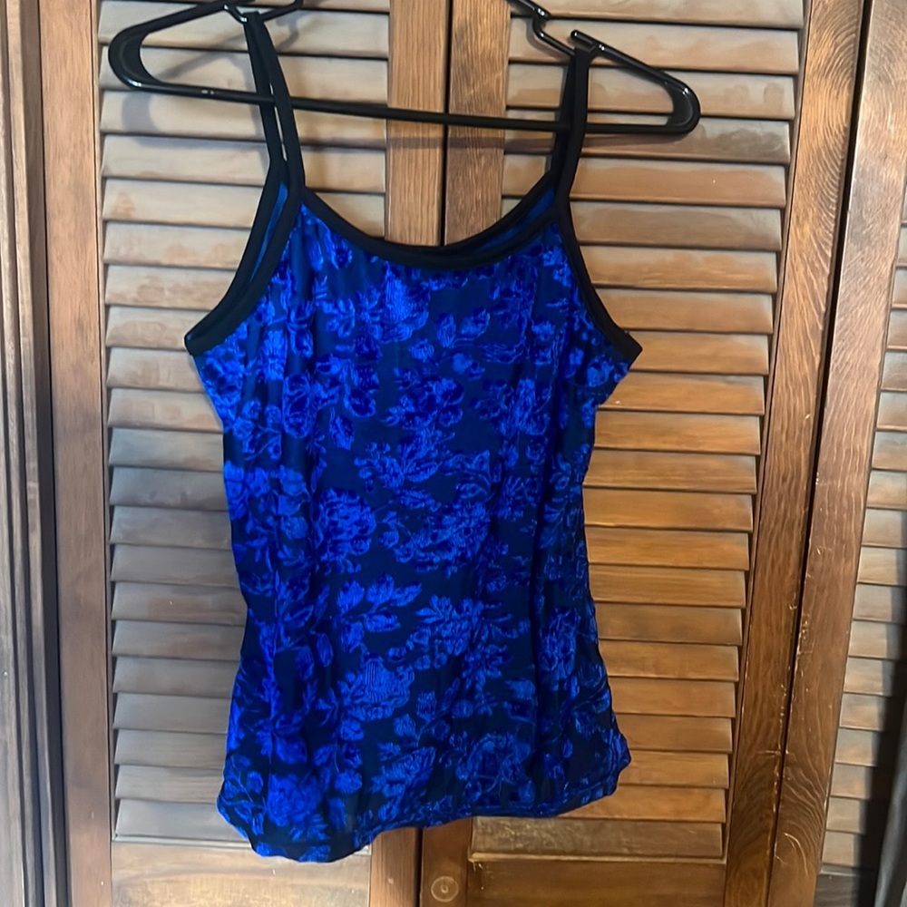 Burnt Velvet Camisole. Rose & leaves design. Blue & Black. Large